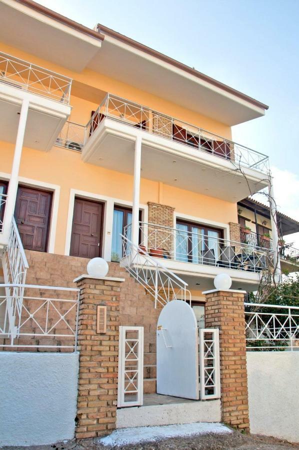 Dorothea'S Villa Platanos  Buitenkant foto