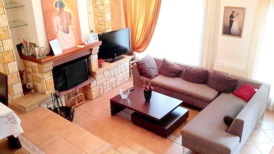 Dorothea'S Villa Platanos  Buitenkant foto